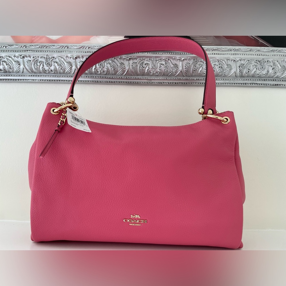 Coach F28966 pebble leather MIA